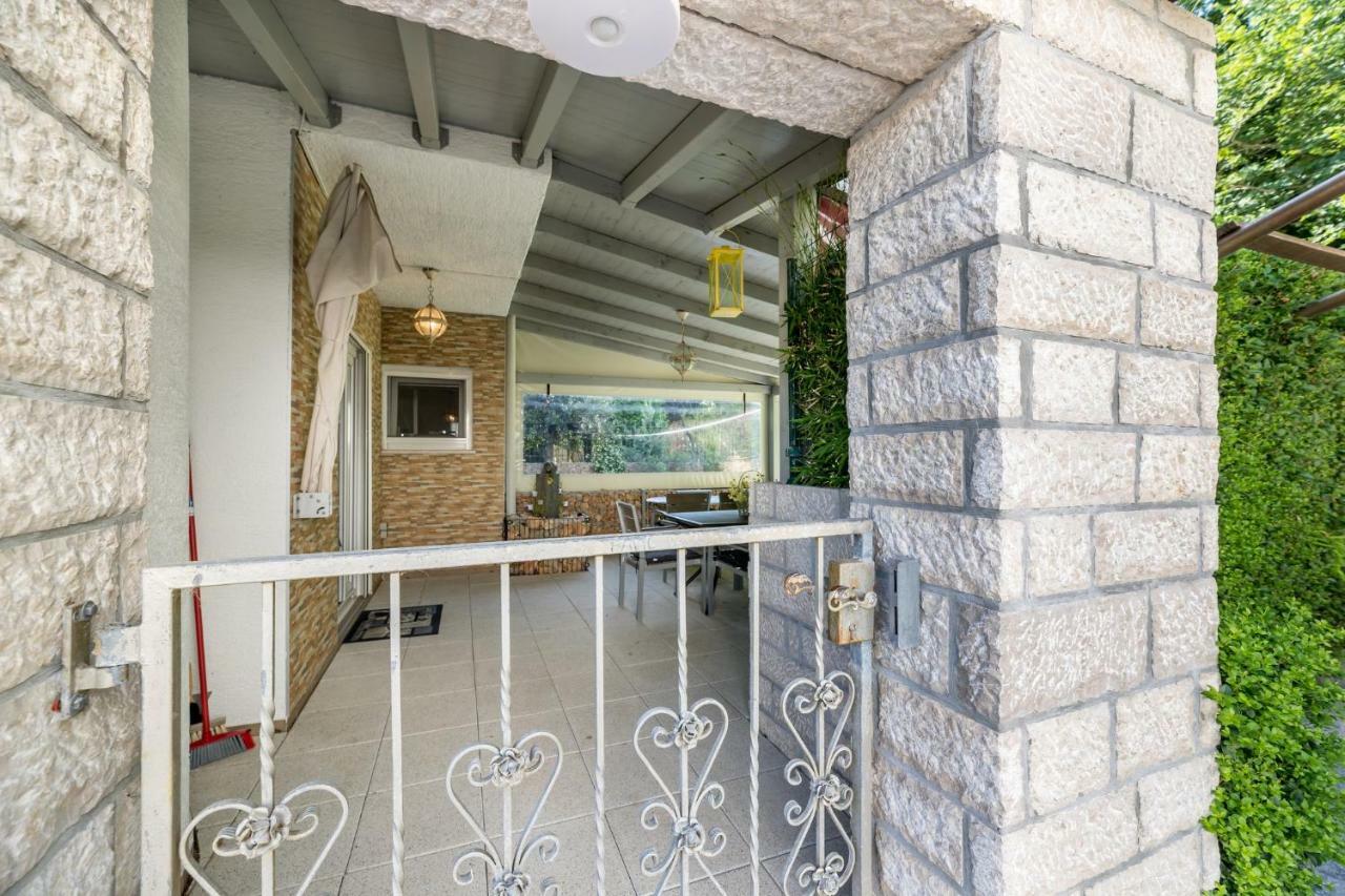 Apartment Pavic Garden บัชกา ภายนอก รูปภาพ