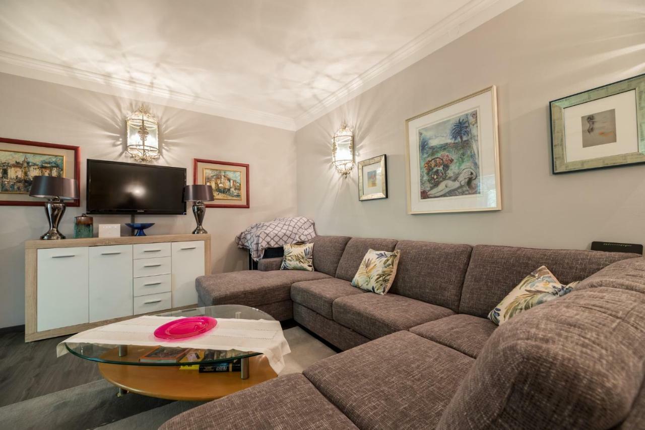 Apartment Pavic Garden บัชกา ภายนอก รูปภาพ