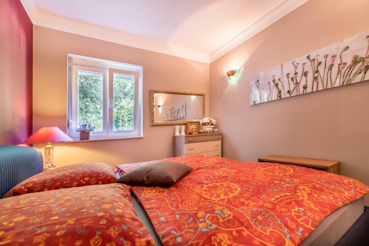 Apartment Pavic Garden บัชกา ภายนอก รูปภาพ